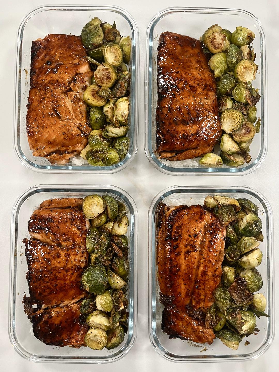 Four prepared servings of Cajun Maple Glazed Salmon