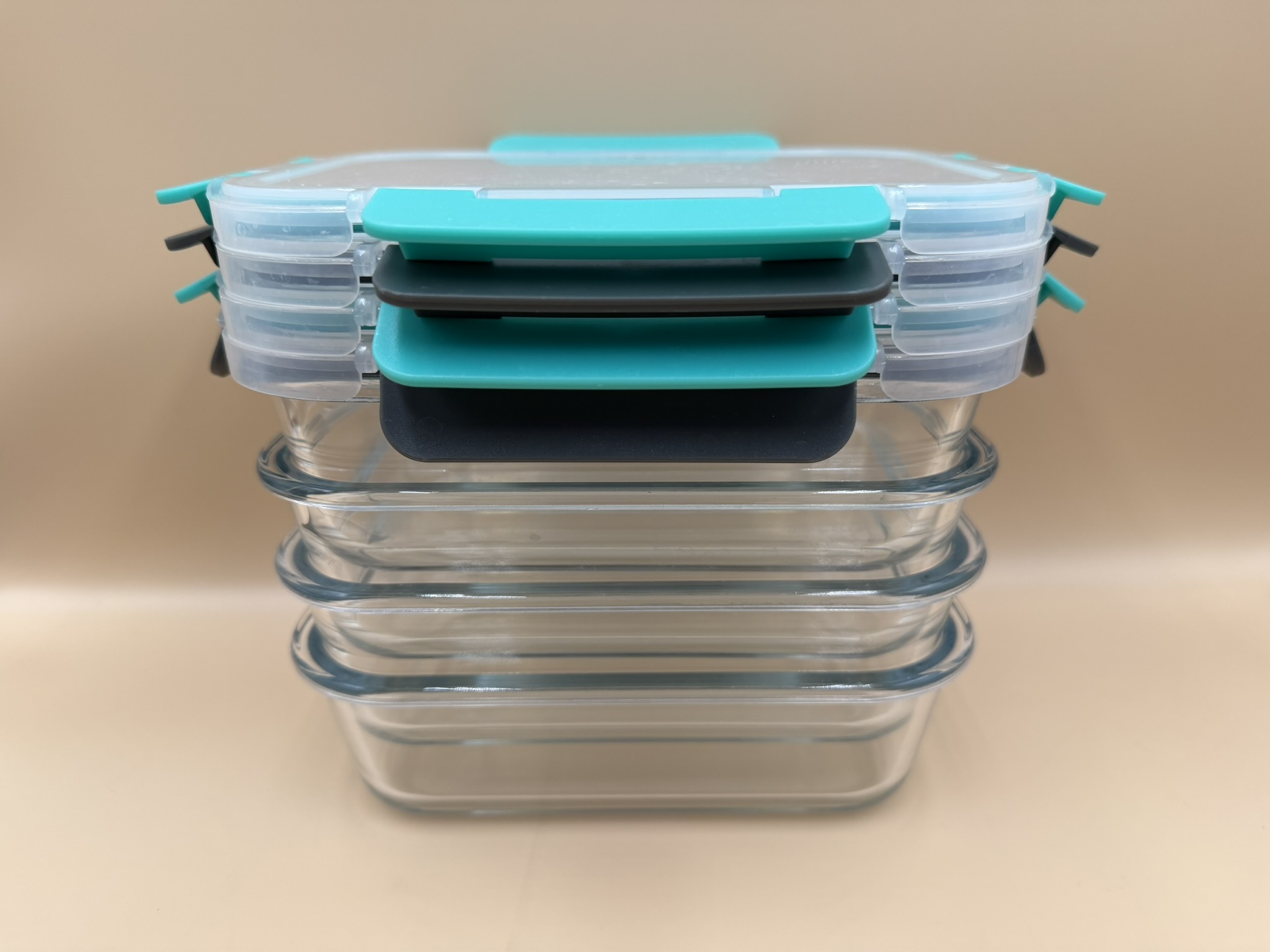 Glass meal-prep containers with locking lids